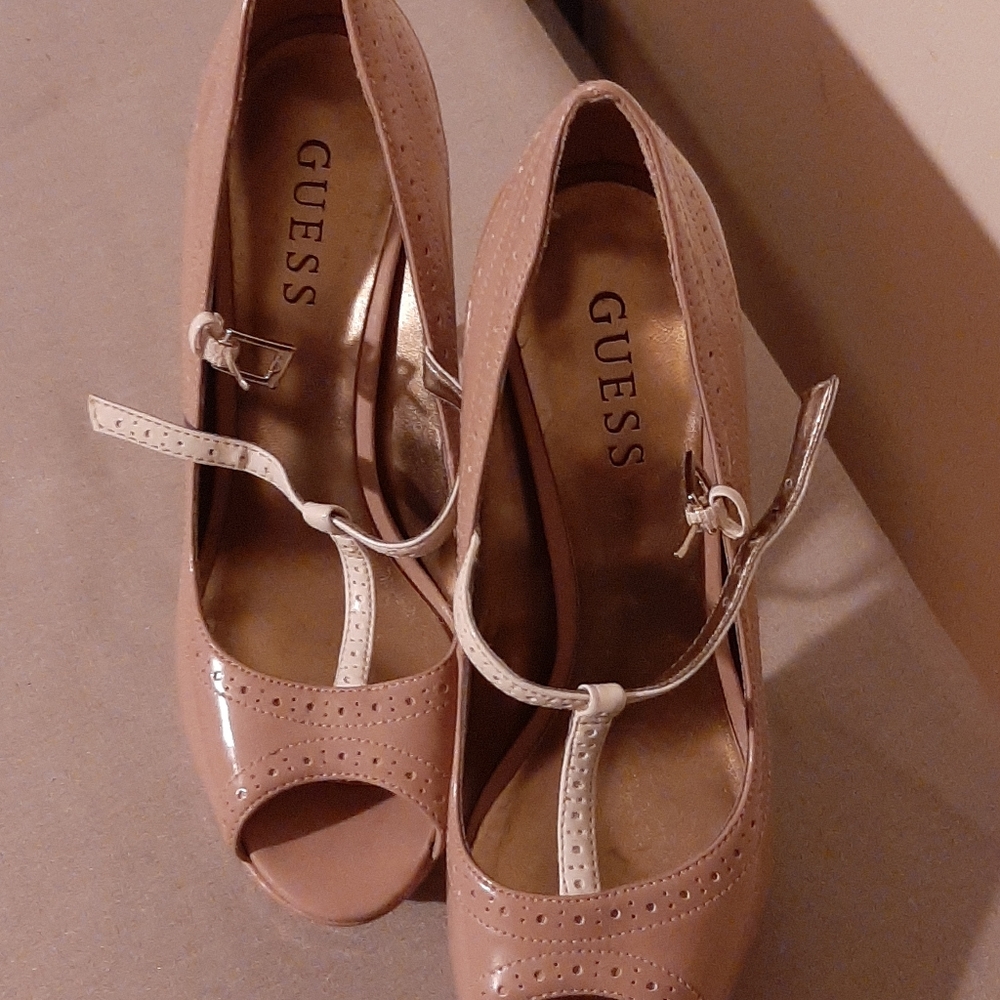 Heels - Picture 2 of 2